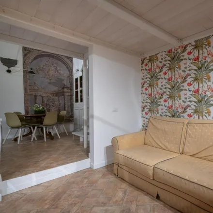Rent this 2 bed apartment on Via dei Pandolfini 28 in 50122 Florence FI, Italy