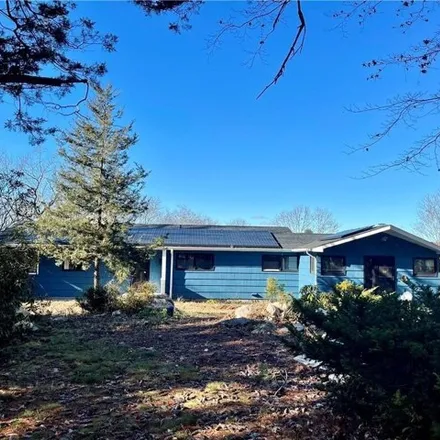 Image 3 - 3 Hemlock Circle, Ledyard, CT 06335, USA - House for sale