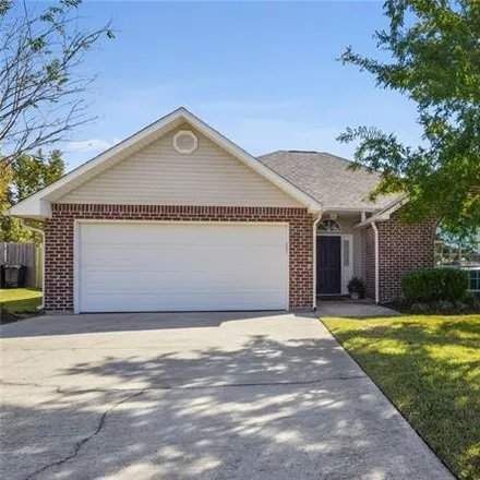 Image 1 - 17100 East Willow Drive, Prairieville, LA 70769, USA - House for sale