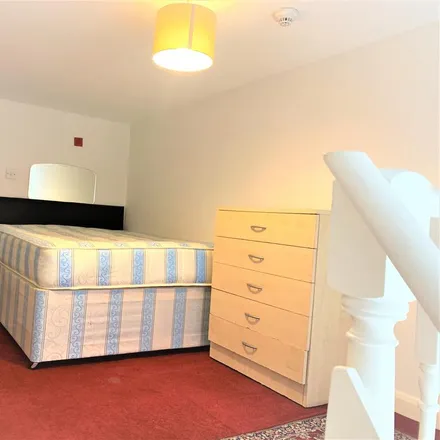 Rent this 1 bed apartment on 10-11 Leinster Gardens in London, W2 3BH