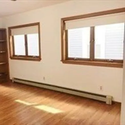 Image 7 - 8 Florence Street, Somerville, MA 02145, USA - Apartment for rent