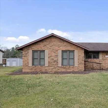 Image 1 - 1371 West 5th Street, Jasper, IN 47546, USA - House for sale