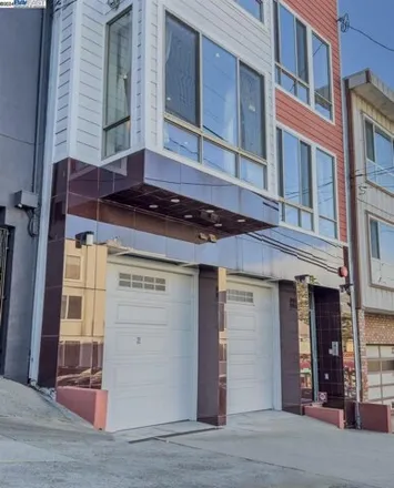 Buy this 5 bed condo on 1515;1517 12th Avenue in San Francisco, CA 94122