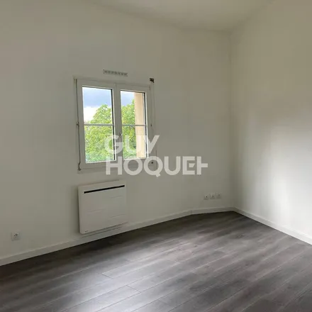 Rent this 1 bed apartment on 22 Rue du Capitaine Alfred Dreyfus in 68100 Mulhouse, France