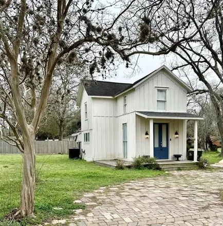 Rent this 4 bed house on 1308 Kathy Avenue in Sealy, TX 77474