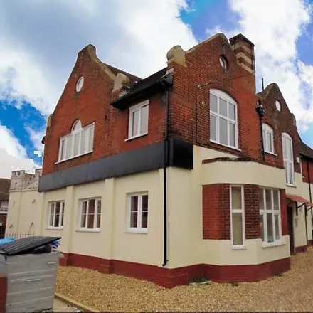 Rent this studio apartment on old Red Lion pub in 320 Portswood Road, Southampton