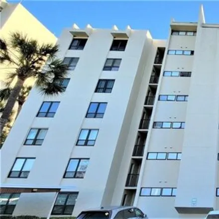 Buy this 2 bed condo on Cove Cay Country Club in 2612 Cove Cay Drive, Largo