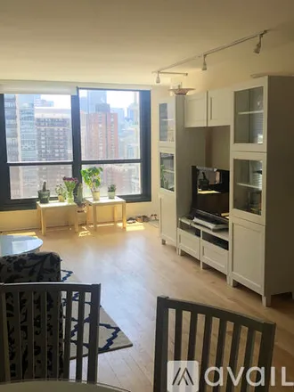 Rent this 1 bed condo on 1030 North State Street