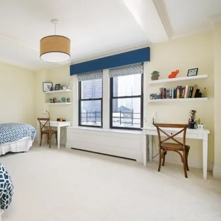 Image 9 - 70 East 96th Street, New York, NY 10128, USA - Apartment for sale