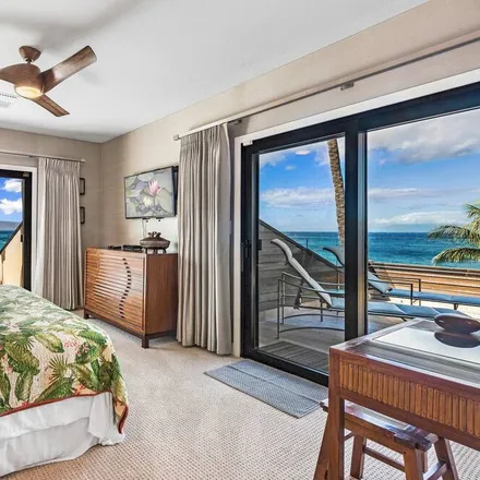 Rent this 3 bed condo on Kihei