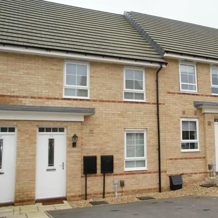 Buy this 3 bed townhouse on Miller's Grove in Barugh Green, S75 1FY
