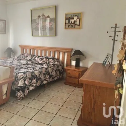 Buy this 4 bed house on Calle Paseo de la Reforma in 62584 Tres de Mayo, MOR