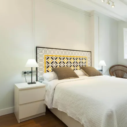 Rent this 3 bed apartment on Carrer de Petritxol in 14, 08002 Barcelona