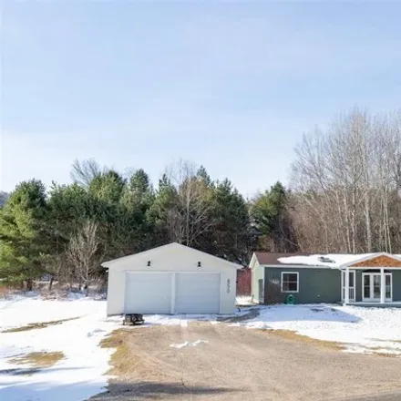 Buy this 3 bed house on 1538 West Dietz Road in Wilson Township, MI 49712