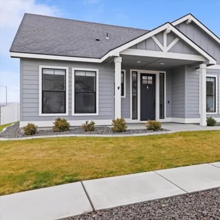 Buy this 4 bed house on Sol Duc Avenue in Richland, WA