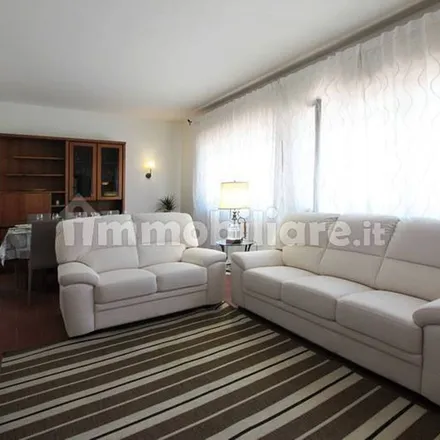 Image 3 - Via Gorizia, 55042 Forte dei Marmi LU, Italy - Apartment for rent