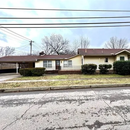 Buy this 2 bed house on 508 North Witte Street in Poteau, OK 74953