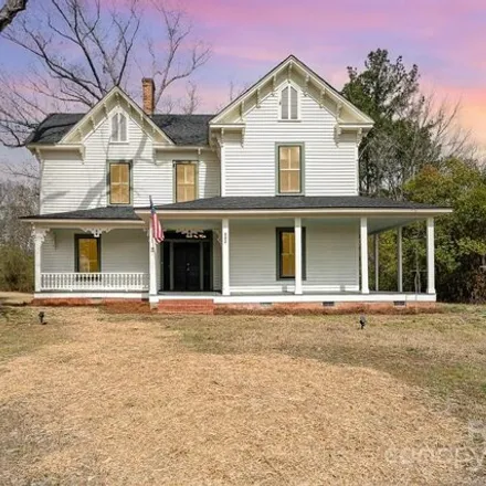 Buy this 5 bed house on 500 West Allenton Street in Mount Gilead, Montgomery County