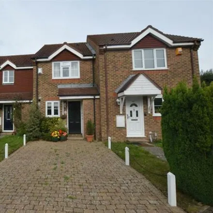 Buy this 2 bed townhouse on unnamed road in Rickmansworth, WD3 3LY