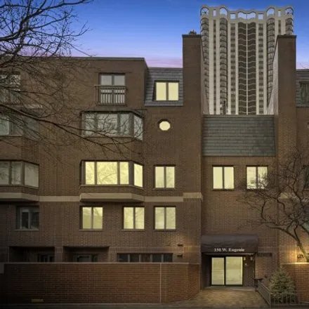 Buy this 4 bed house on 150 West Eugenie Street in Chicago, IL 60614