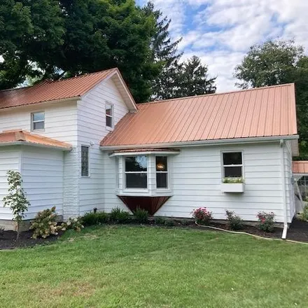 Buy this 4 bed house on 508 North Division Street in Bristol, Elkhart County