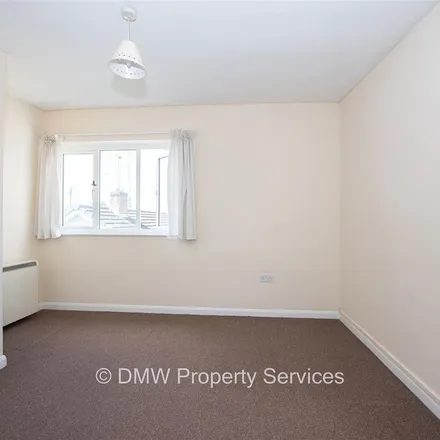 Image 3 - 36 Waverley Avenue, Beeston, NG9 1HZ, United Kingdom - Apartment for rent