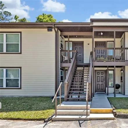 Buy this 2 bed condo on 22102 Sandalwood Drive in The Villages, FL 32163