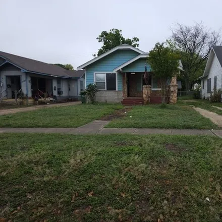 Buy this 2 bed house on 1751 West Kings Highway in San Antonio, TX 78201