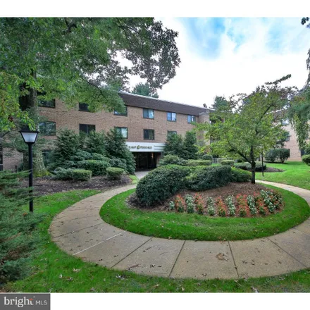 Rent this 1 bed apartment on Oakhill Apartments (South Terrace) in Oakwood Drive, Hollow Woods