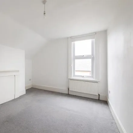 Image 1 - 23 High Street, London, E11 2AA, United Kingdom - Room for rent