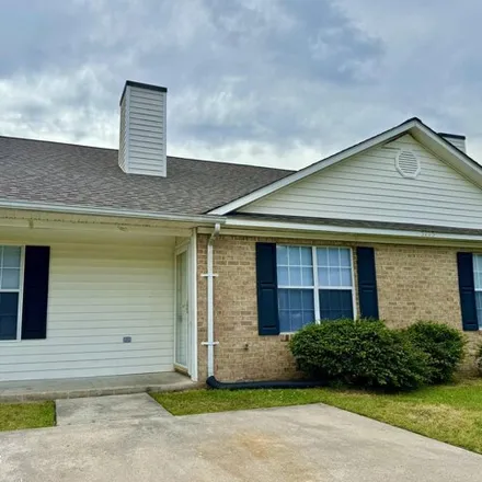 Rent this studio apartment on 3332 Moseley Drive in Speight, Greenville