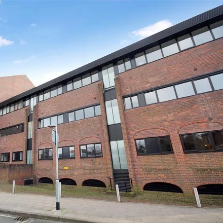 Rent this studio apartment on Suffolk New College in Rope Walk, Ipswich