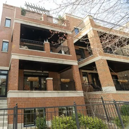 Buy this 4 bed condo on 3842 North Damen Avenue in Chicago, IL 60613