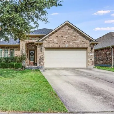 Rent this 4 bed house on 1026 Nantucket St in Pasadena, Texas