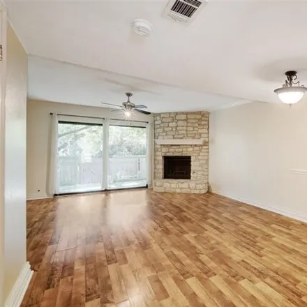 Image 6 - 500 Hesters Crossing Road, Round Rock, TX 78681, USA - Condo for sale