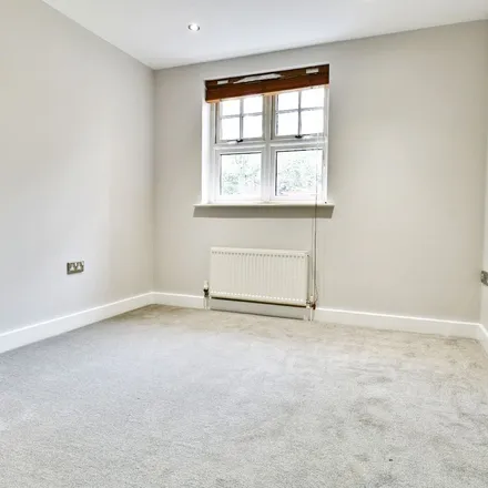 Rent this 2 bed apartment on Lansdowne Road in London, BR1 3LZ