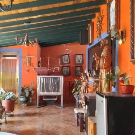 Buy this 6 bed house on Unidad habitacional SCOP in Calle Cumbres de Acultzingo, Benito Juárez