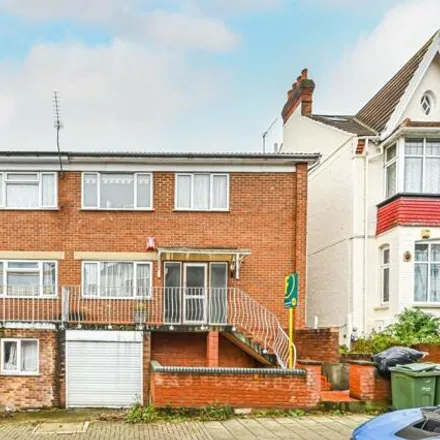 Buy this 3 bed duplex on Broxholm Road in London, SE27 0LZ