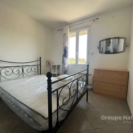 Rent this 3 bed apartment on 50 Route de Saint-Mitre in 13110 Port-de-Bouc, France