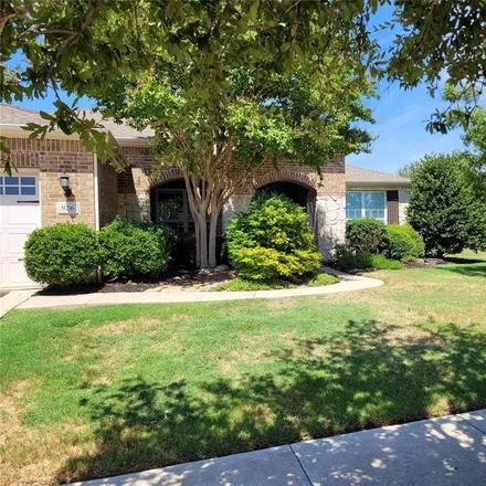 Buy this 3 bed house on 925 Harbor Springs Drive in Frisco, TX 75036
