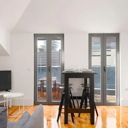 Rent this 2 bed apartment on Cursor Eletrónica in Rua da Alegria, 4000-211 Porto