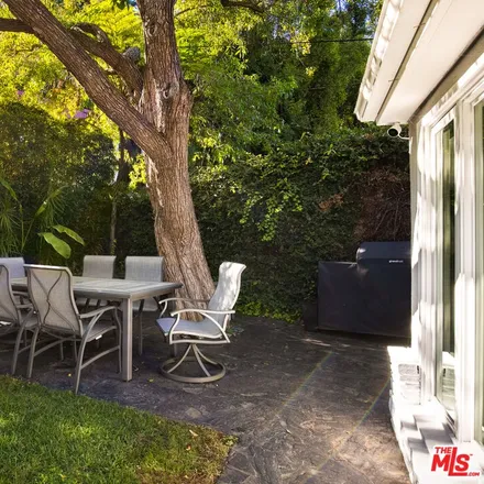 Image 2 - 8864 Lookout Mountain Avenue, Los Angeles, CA 90046, USA - House for rent