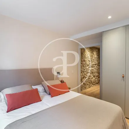 Rent this 1 bed apartment on Carrer de l'Hort de la Vila in 08001 Barcelona, Spain