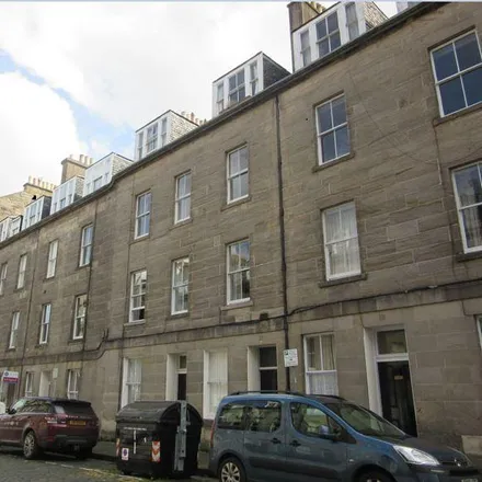 Rent this 5 bed apartment on Albany Street Lane in City of Edinburgh, EH1 3SB