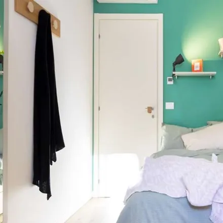 Rent this 1 bed room on Via Cesare Battisti 239 in 35121 Padua Province of Padua, Italy