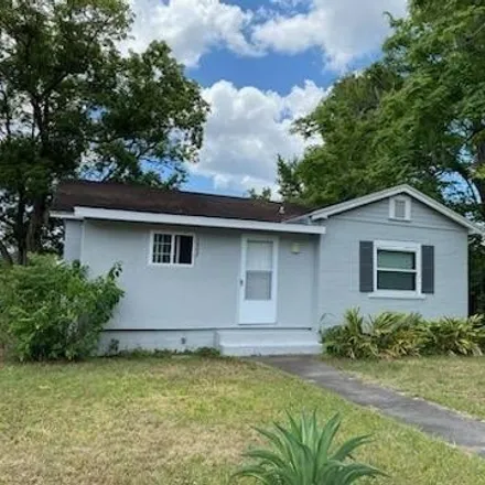 Buy this 2 bed house on 1002 West Church Street in DeLand, FL 32720