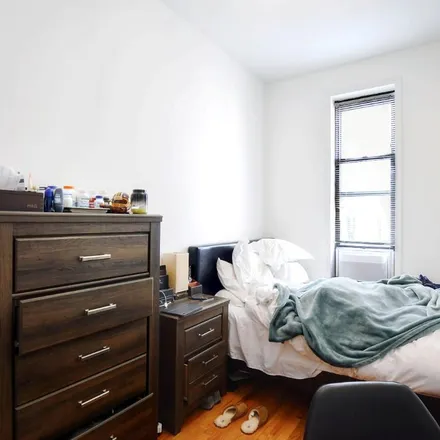 Image 7 - 207 2 Ave, New York, NY, USA - Townhouse for rent