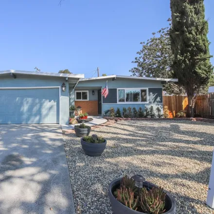 Buy this 4 bed house on 618 East Colorado Street in Fairfield, CA 94533