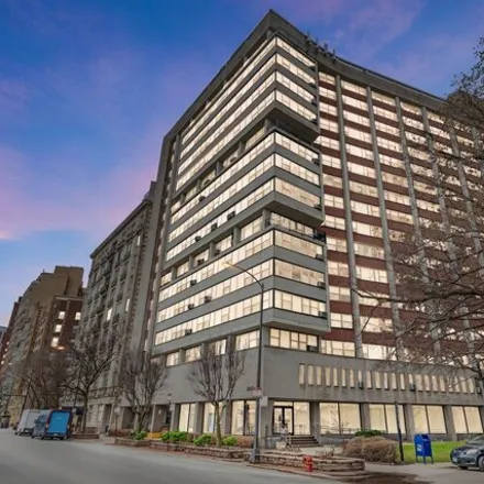 Buy this 2 bed condo on 3410-3420 North Lake Shore Drive in Chicago, IL 60657