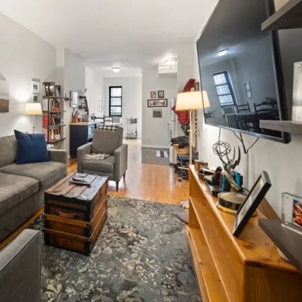 Rent this 2 bed apartment on 323 East 90th Street in New York, NY 10128